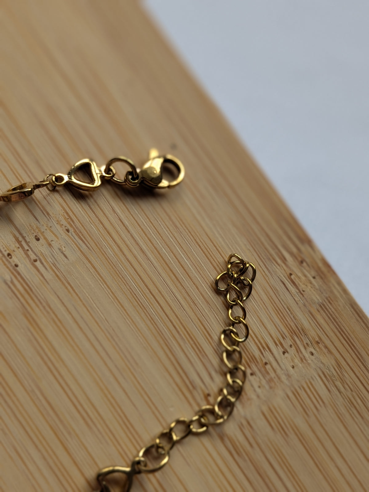 Bracelet Maillons Cœurs Dorés