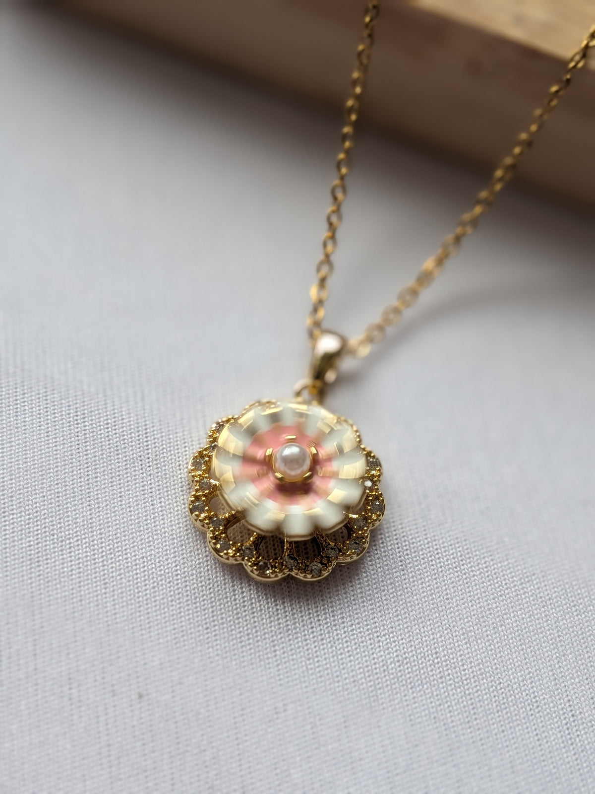 Collier Tournant Fleur — Doré & Rose