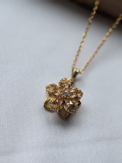 Collier Tournant Fleur — Doré & Strass Rose