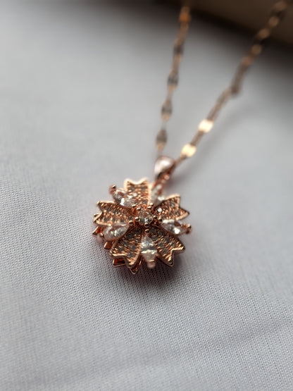 Collier Tournant Fleur — Rose Doré & Strass Rose