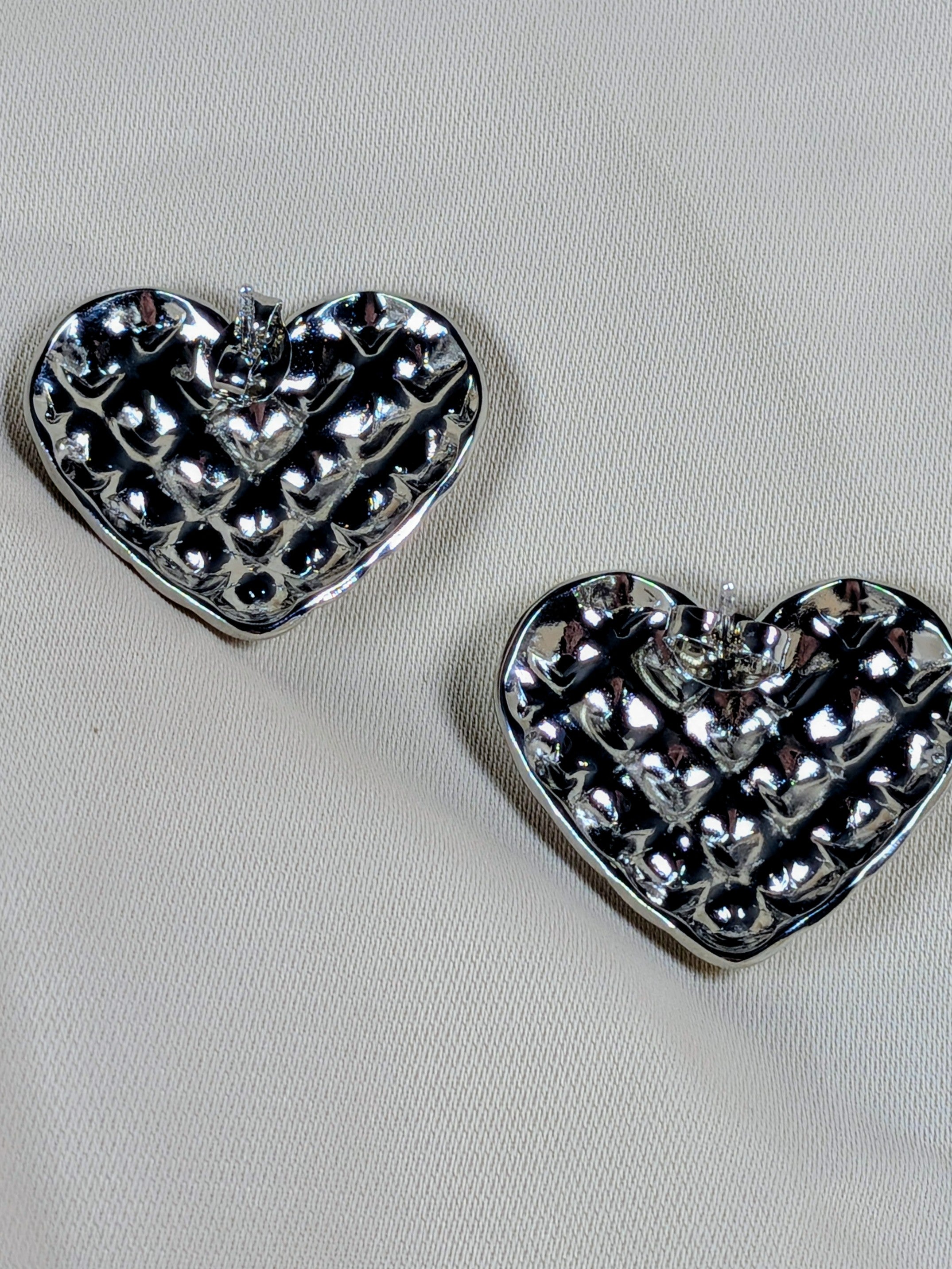 Boucle d'oreille cœur argentée acier inoxydable