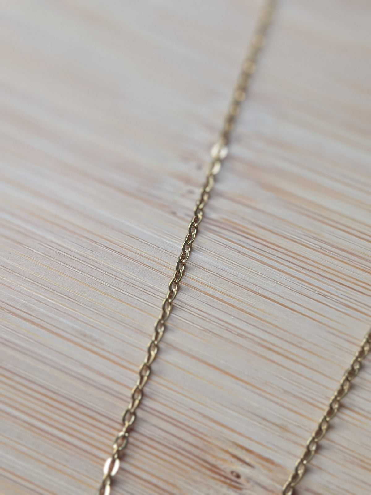 Collier Pendentif Trèfle à Double Face – Élégance et Nacre