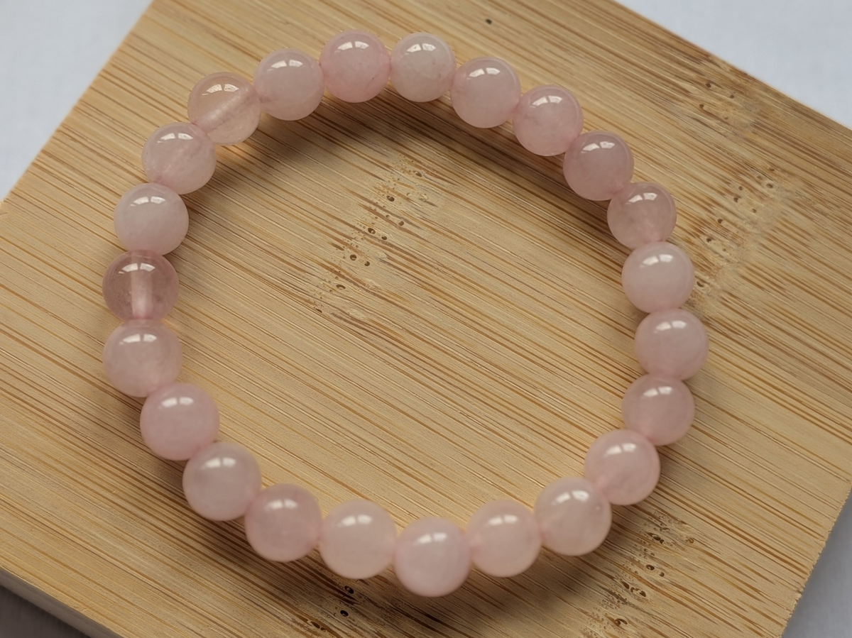 🌿 Bracelet en Quartz rose – Élégance Naturelle & Harmonie