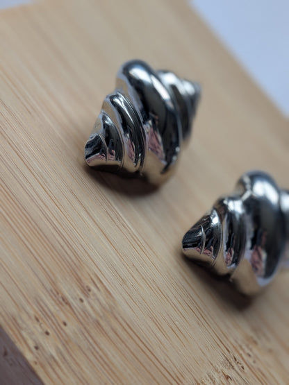Boucle d'oreille coquillage argentée acier inoxydable