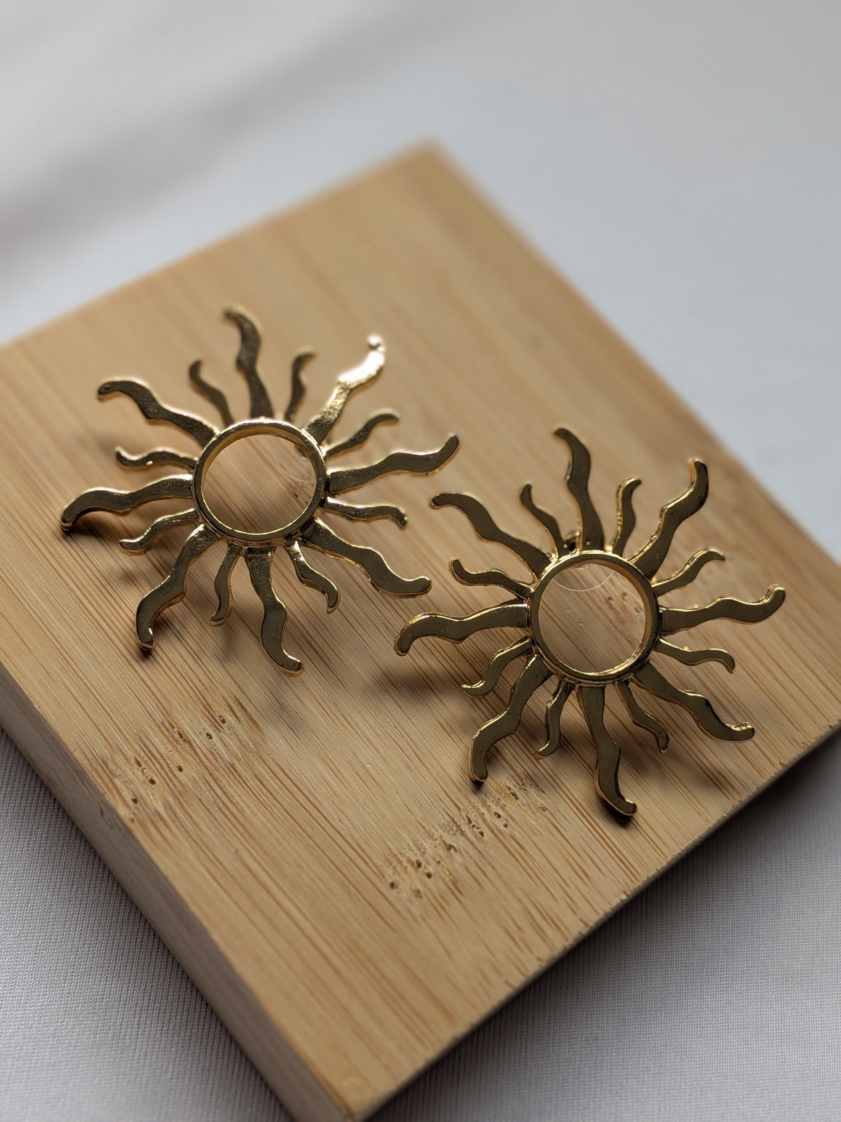 Boucle d'oreille soleil - Acier inoxydable