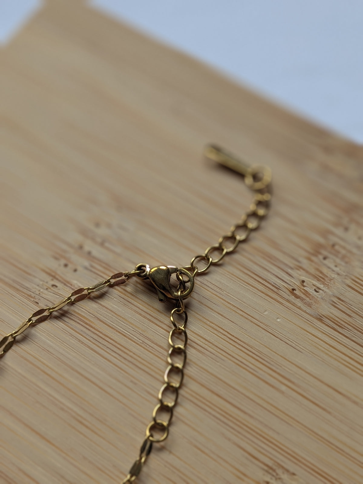 Collier pendantif tournesol - dorée & chic